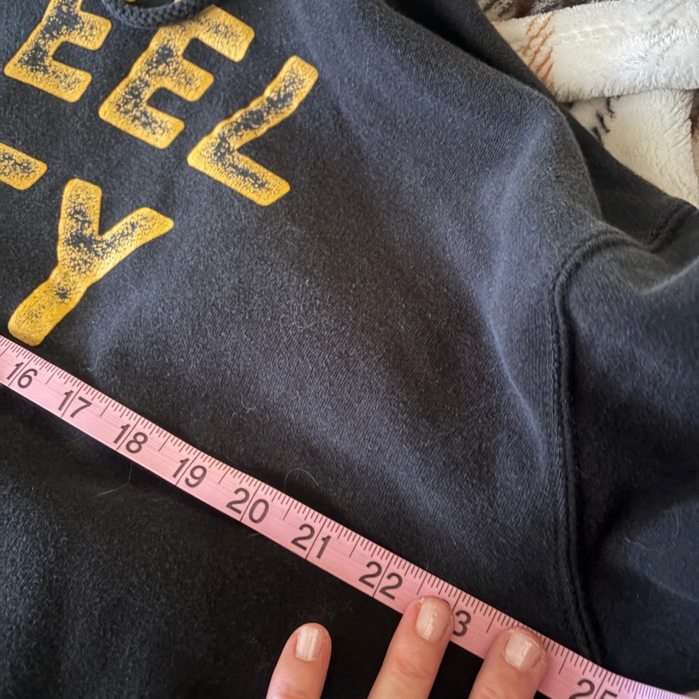 Great condition size L Steel City Black and Yellow Lettering Hoodie sweatshirt - Picture 5 of 6
